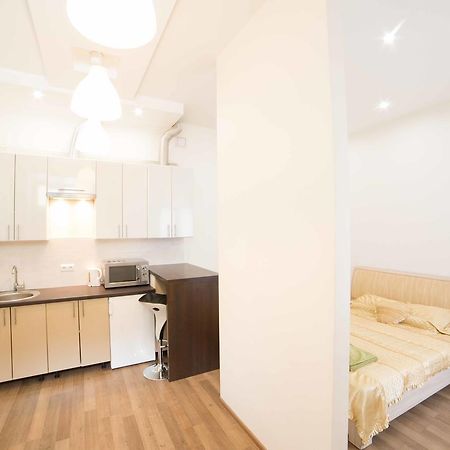 Chornovola 11 Apartment Lviv Centre エクステリア 写真